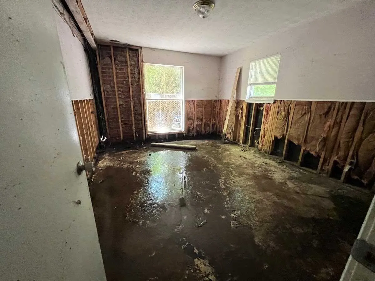 Water Damage Restoration services in Spirit Lake, IA